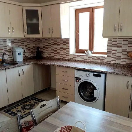 Palamutbuku Simsek Apaer Apartament *
